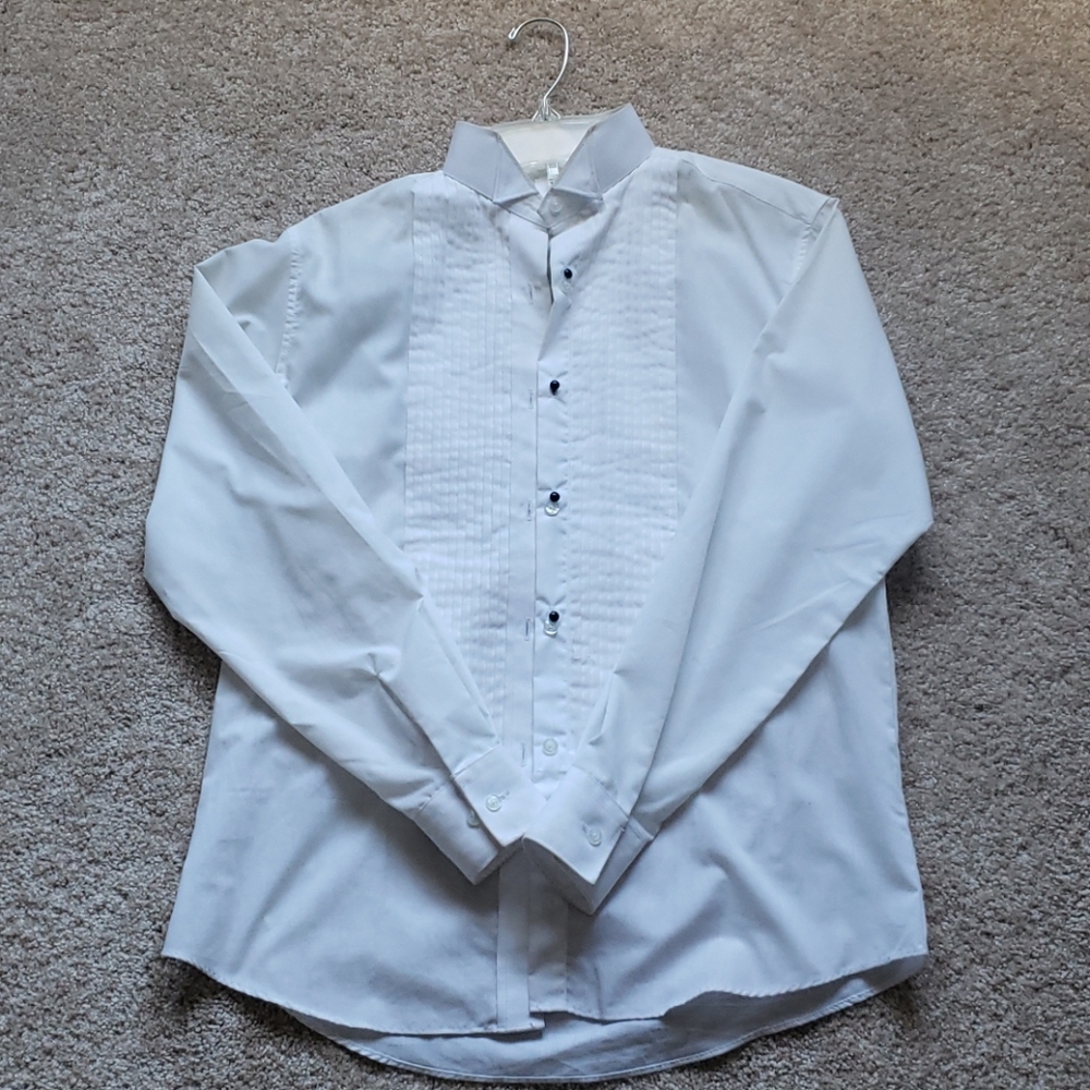 White Dress shirt with black or clear buttons